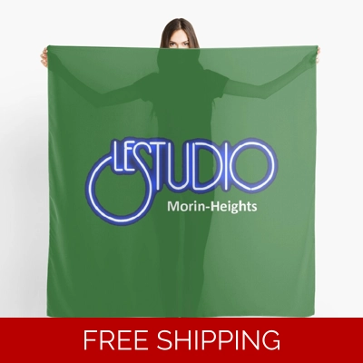 Le Studio Scarf White & Blue Logo MH White